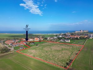 Photo 35- click for photo gallery